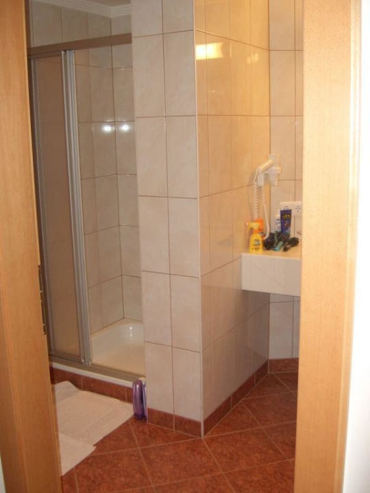 Badezimmer sehr groß Hotel Gasthof Wachter