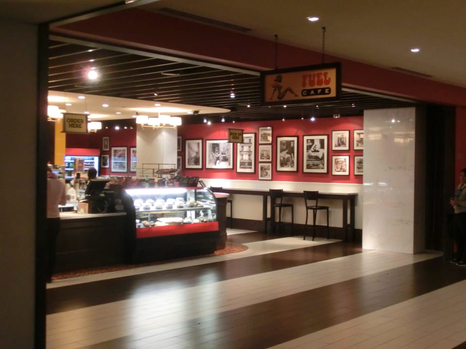 Coffee shop am Paradise Tower Virgin Hotels Las Vegas, Curio Collection by Hilton