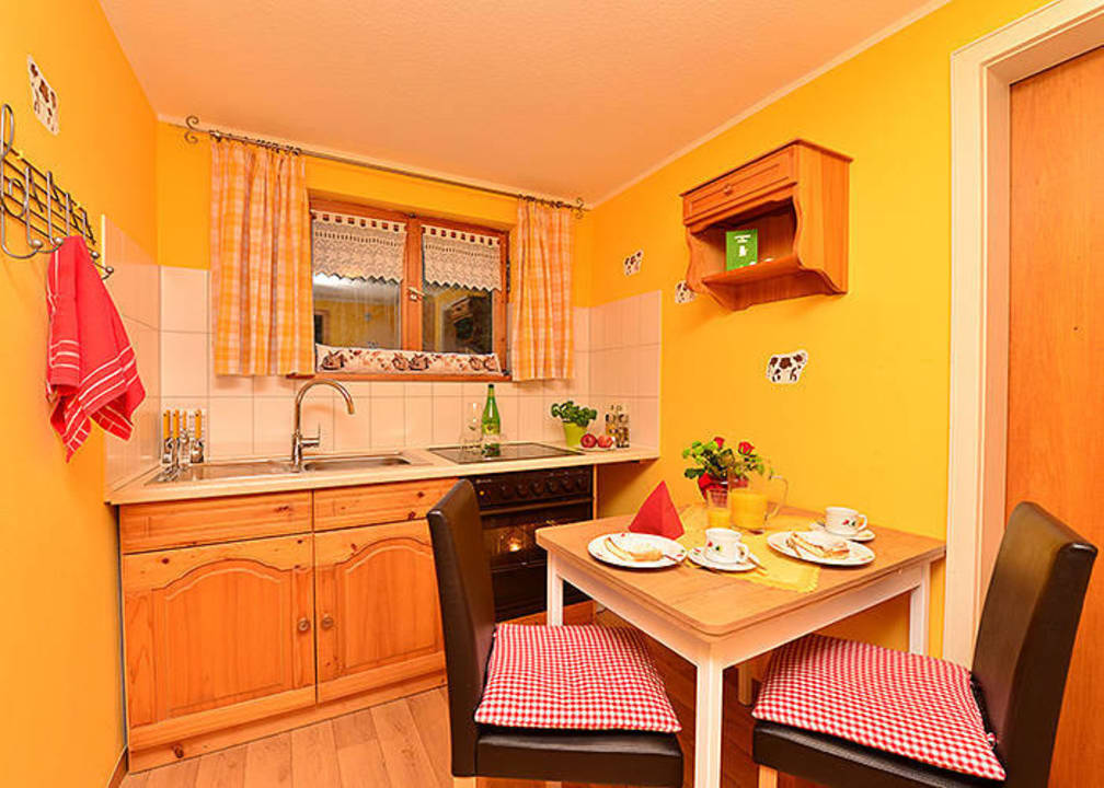 Küche Ferienwohnung Pension & Gästehaus Tannenhof