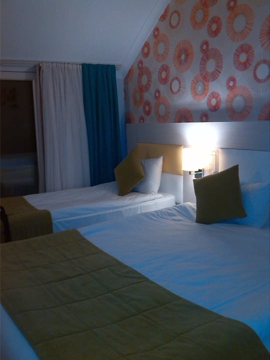 Zimmer unterm Dach Side Win Hotel & Spa