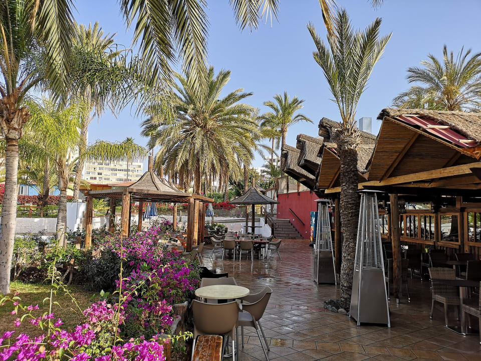 Gastro HL Miraflor Suites Hotel