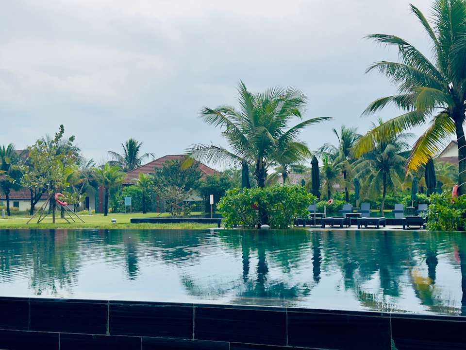 Pool ROBINSON NAM HOI AN