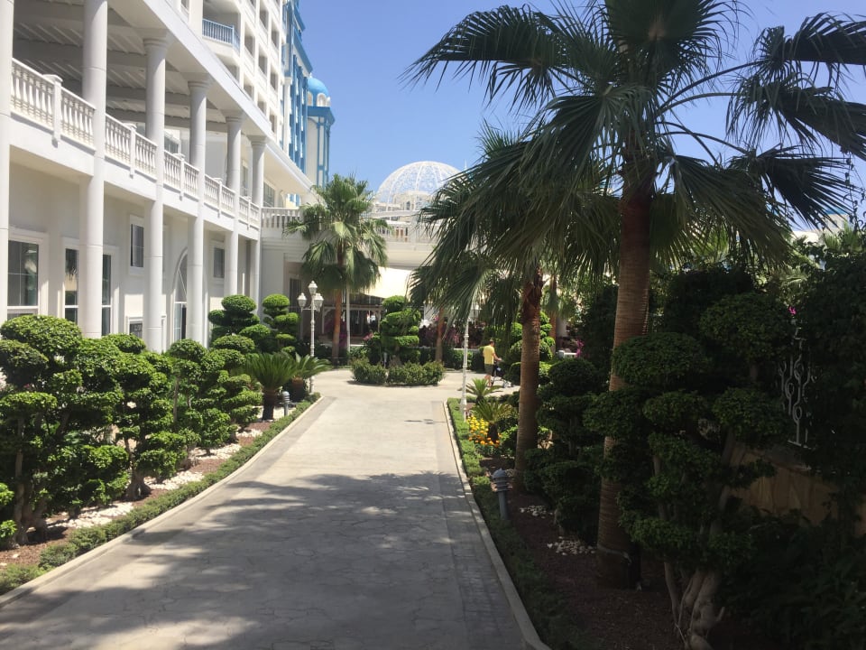 Gartenanlage Rubi Platinum Spa Resort & Suites