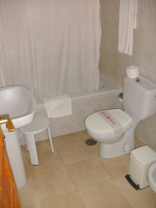 Bad im Nebengebäude Hotel Don Manolito