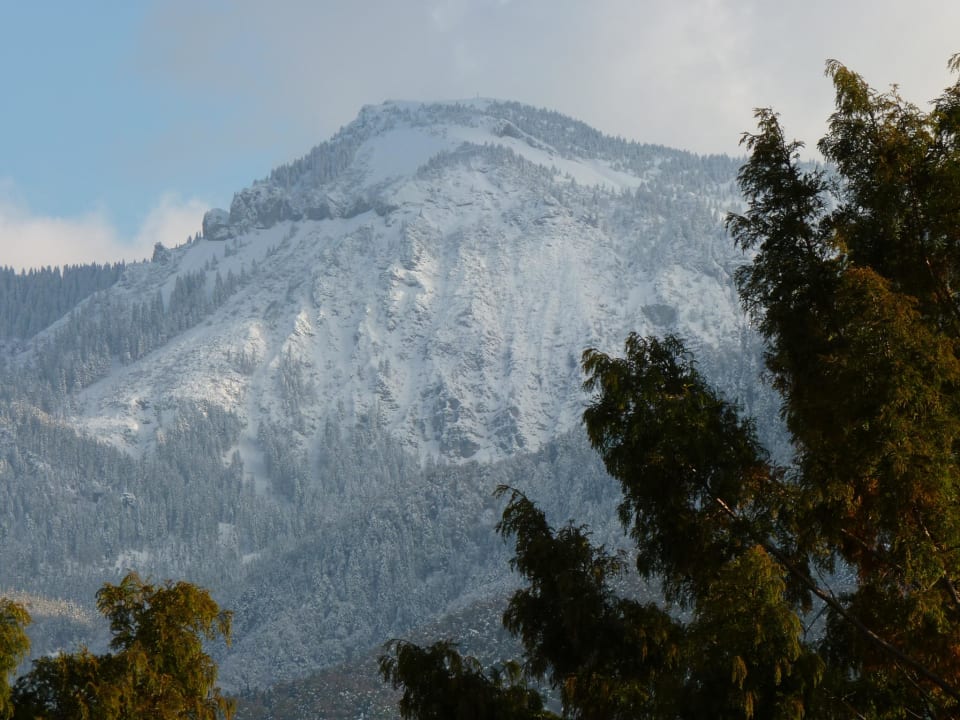 Blick auf den Hochgern vom Sporthotel Achental Das Achental Resort