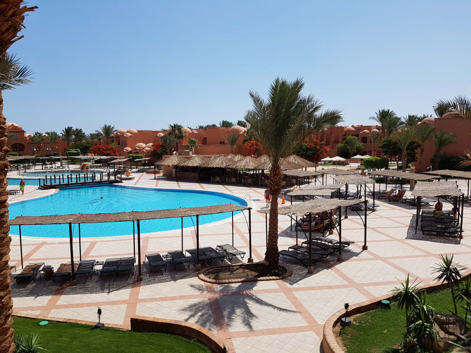 Kleiner Pool Jaz Makadi Oasis Resort