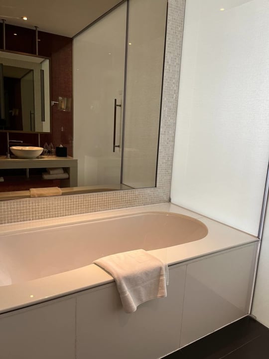 Zimmer W Abu Dhabi - Yas Island