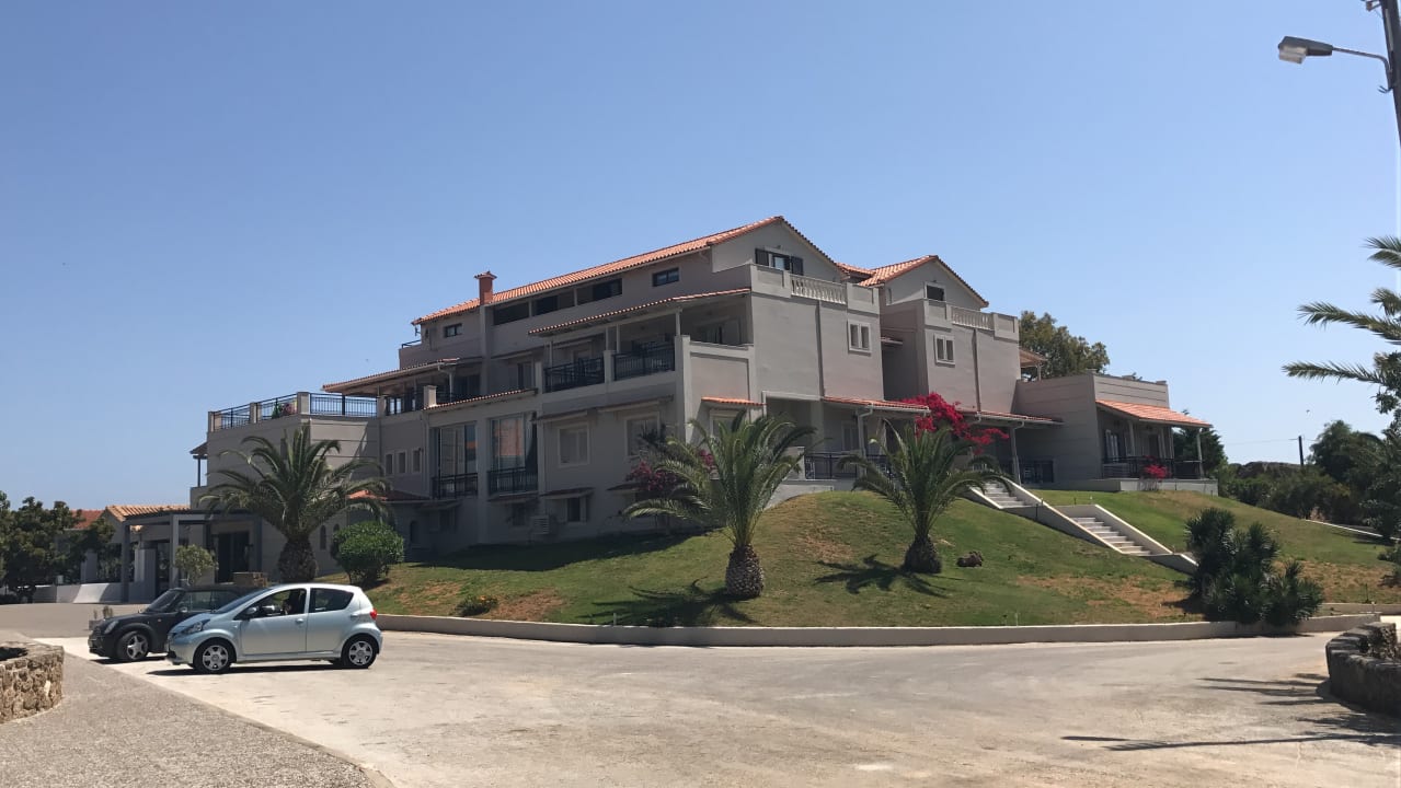 Außenansicht The Bay Hotel & Suites