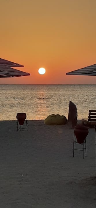 Strand Menaville Safaga