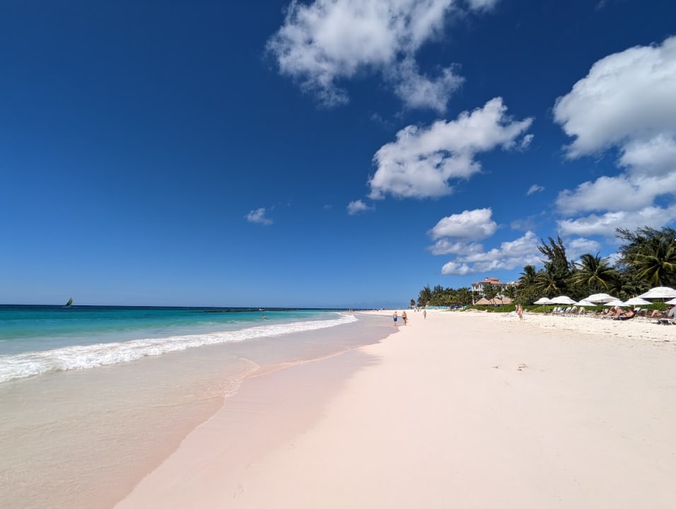 Strand Hotel Bougainvillea Beach Resort