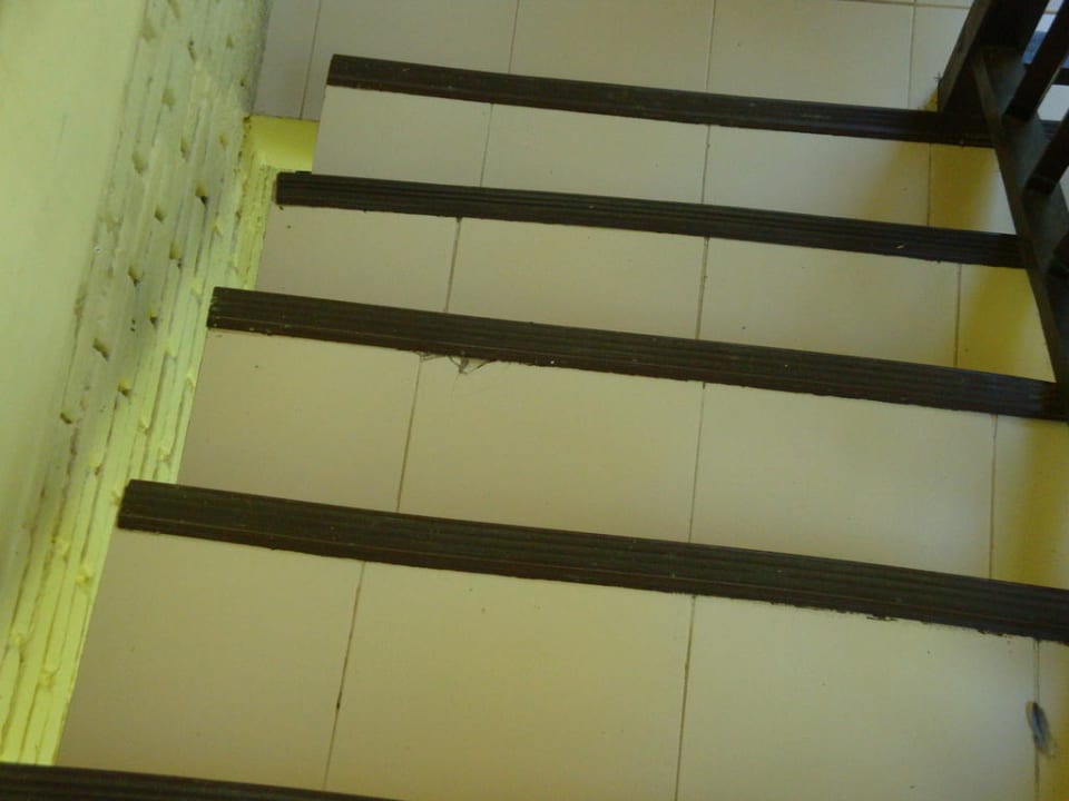 Treppenaufgang zum Zimmer Mercure Resort Sanur