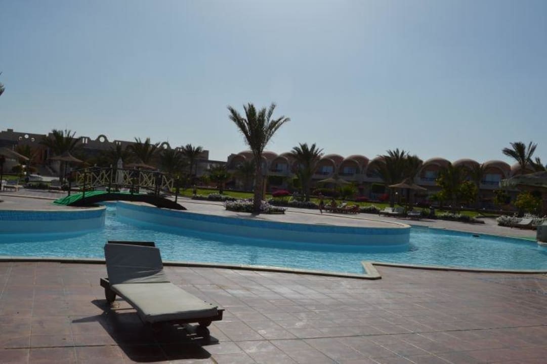 Główny basen Three Corners Sea Beach Resort