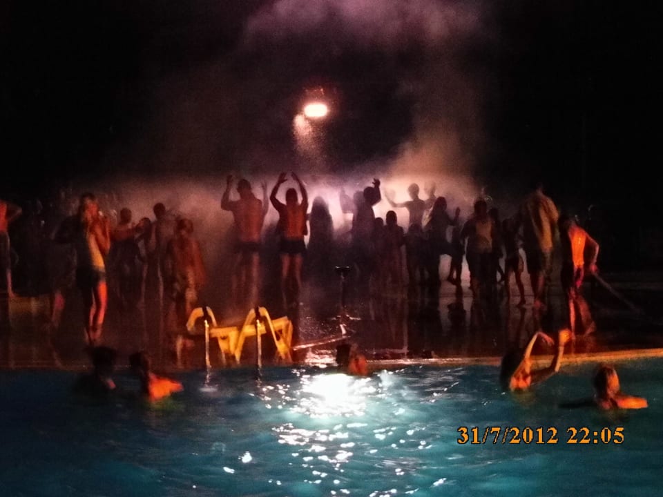 Poolparty Grand Seker Hotel