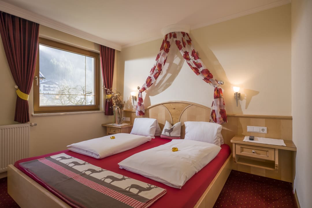 Zimmer Apartments Alpinschlössl Mayrhofen im Zillertal