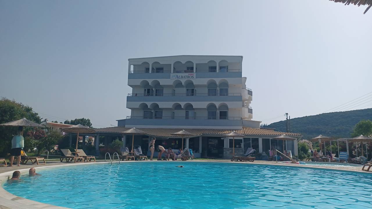 Pool Hotel Albatros