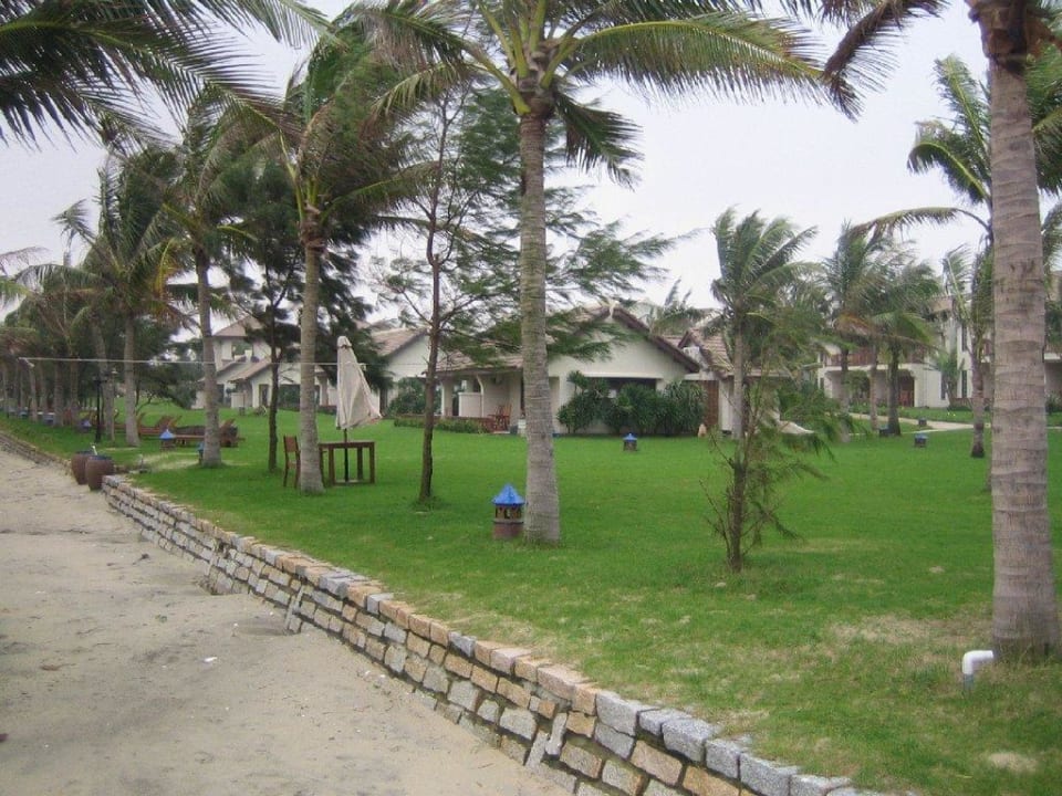 Villen mit Meerblick bei starkem Wind Palm Garden Beach Resort & Spa