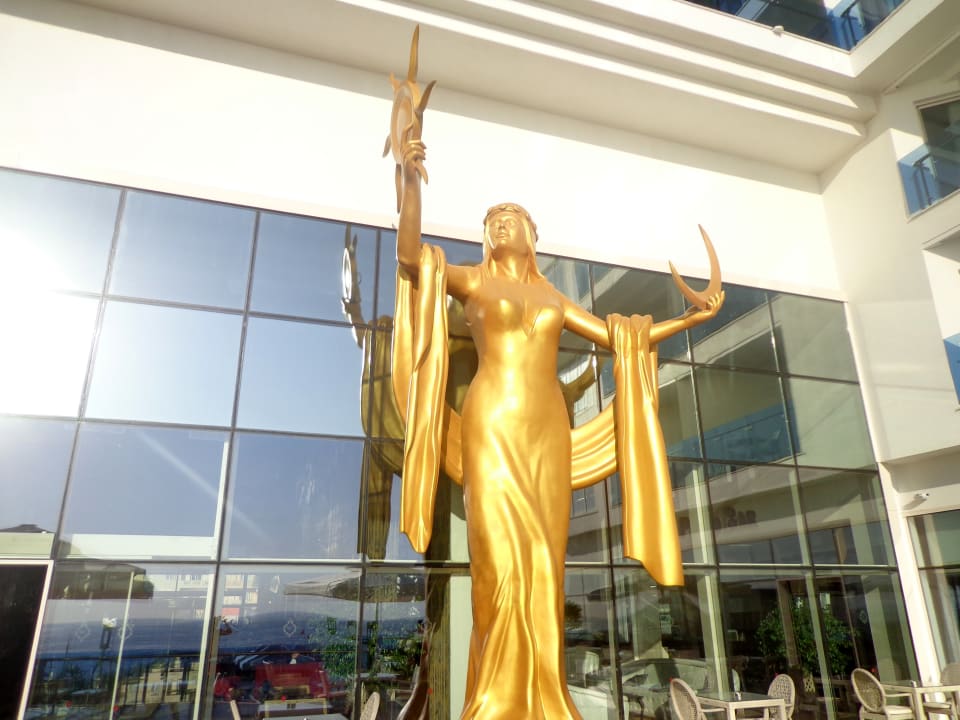 Sonstiges Azura Deluxe Resort & Spa Hotel