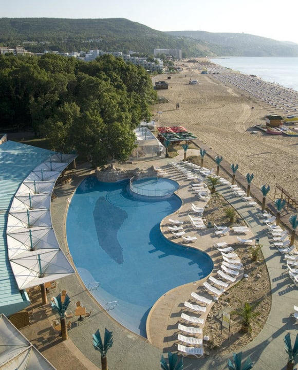 Pool top Hotel Borjana