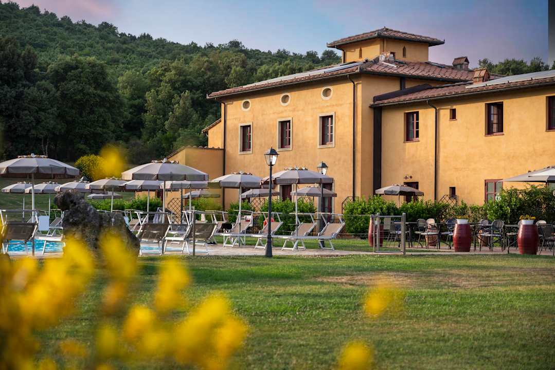 Gartenanlage Hotel Casolare le Terre Rosse