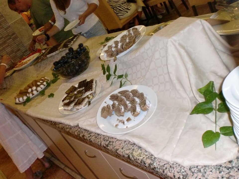 Mittagsbüffet Odessos Park Hotel