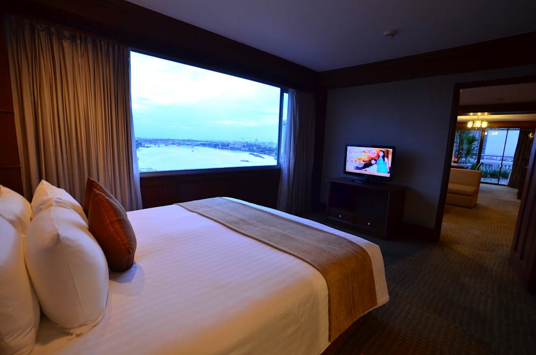 Zimmer Ramada Plaza by Wyndham Bangkok Menam Riverside