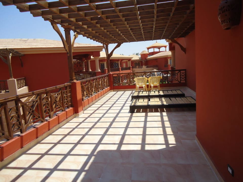 Unser/e Balkon/Terrasse Pickalbatros Alf Leila Wa Leila Resort - Neverland Hurghada