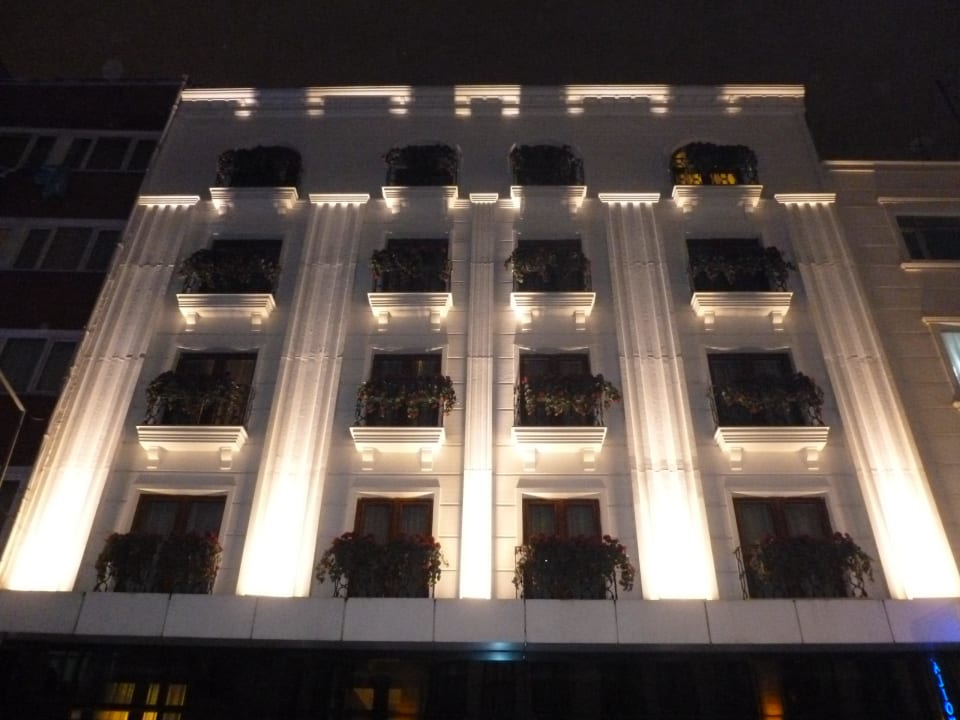 Skalion Hotel von außen Skalion Hotel