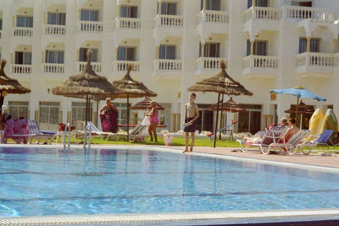 Der Pool Hotel Neptunia Skanes
