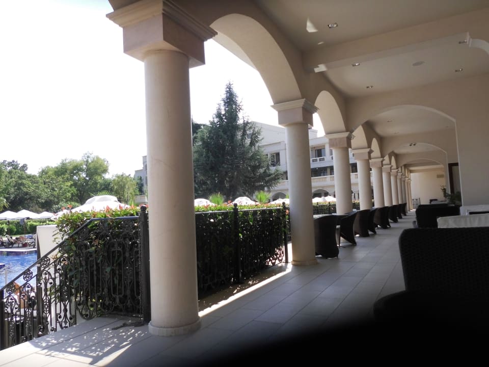 Veranda am Pool Grand Hotel & SPA Primoretz