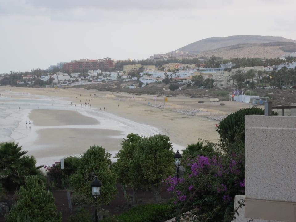 Strand bei Ebbe SBH Hotel Taro Beach