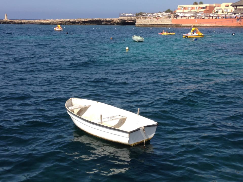 ...direkt vor dem Hotel Riviera Spa Resort - Adults Only