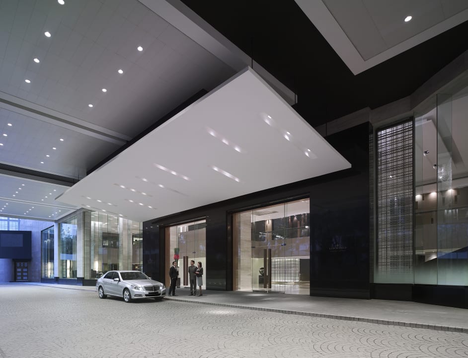 Lobby New World Makati Hotel