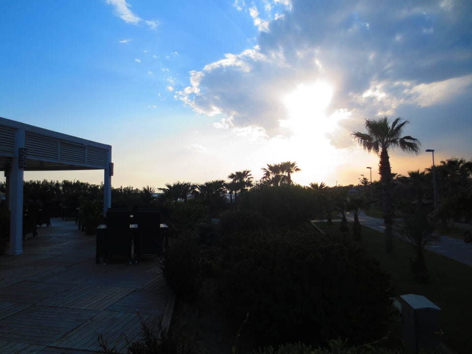 An der Strandbar VONRESORT Golden Coast