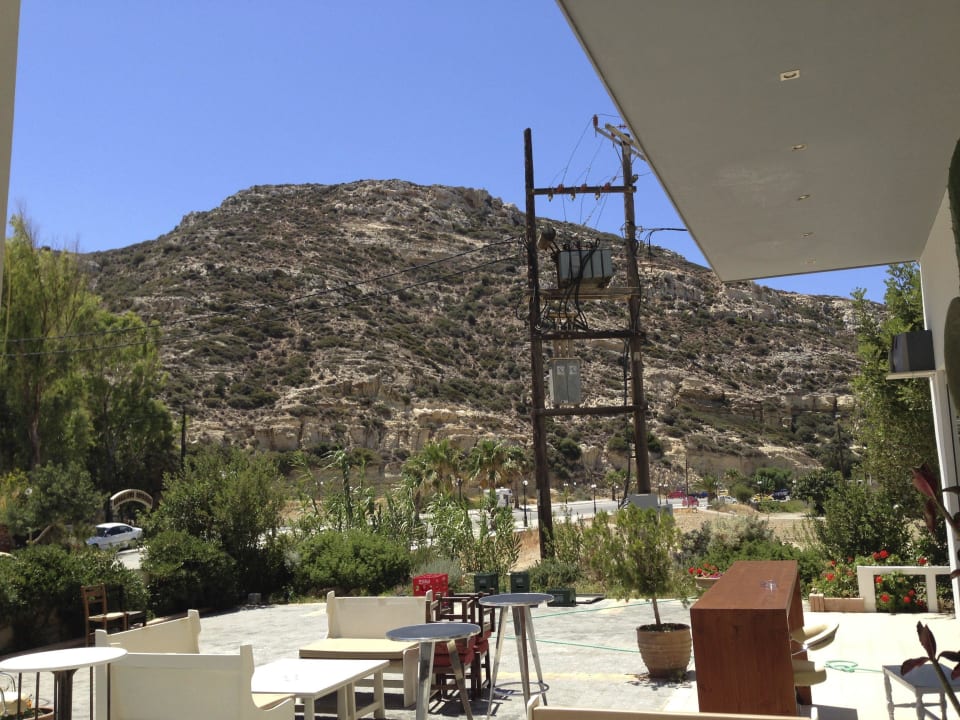 Sitzmöglichkeiten für die Bar (am Abend) Matala Bay Hotel & Apartments