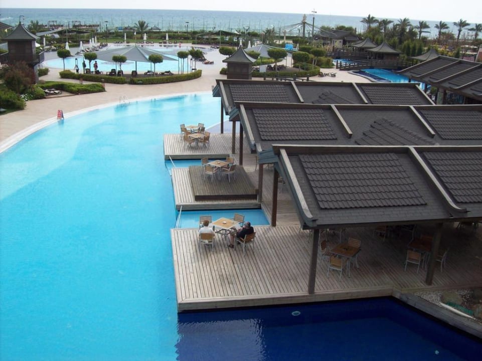Die Poolbar Limak Lara Deluxe Hotel & Resort