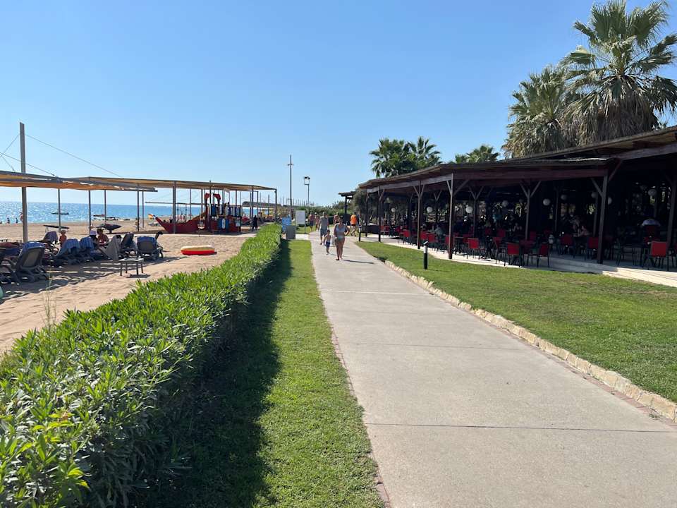 Strand Blue Waters Club