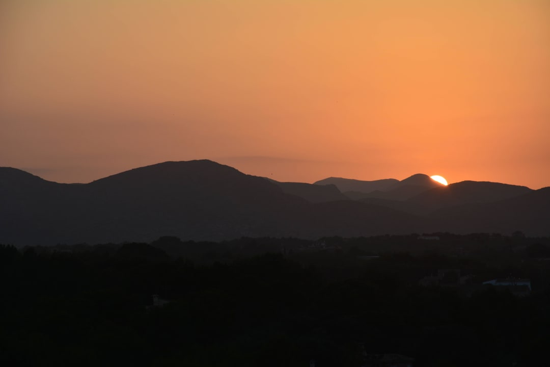 Sonnenuntergang vom Balkon im 9. Stock Son Moll Sentits Hotel & Spa
