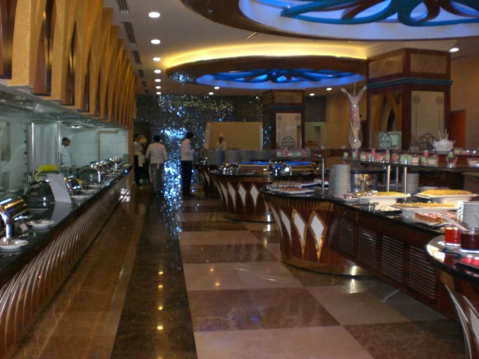 Büffet-Raum Granada Luxury Okurcalar