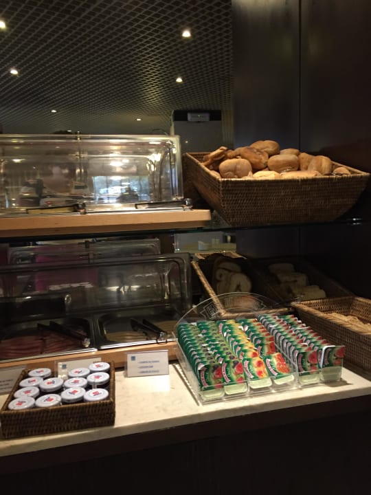 Breakfastarea Hotel Dom Carlos Park