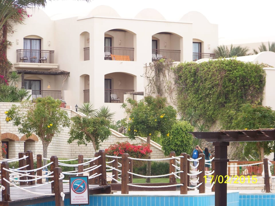 Blick zu den Zimmern JAZ Belvedere Resort