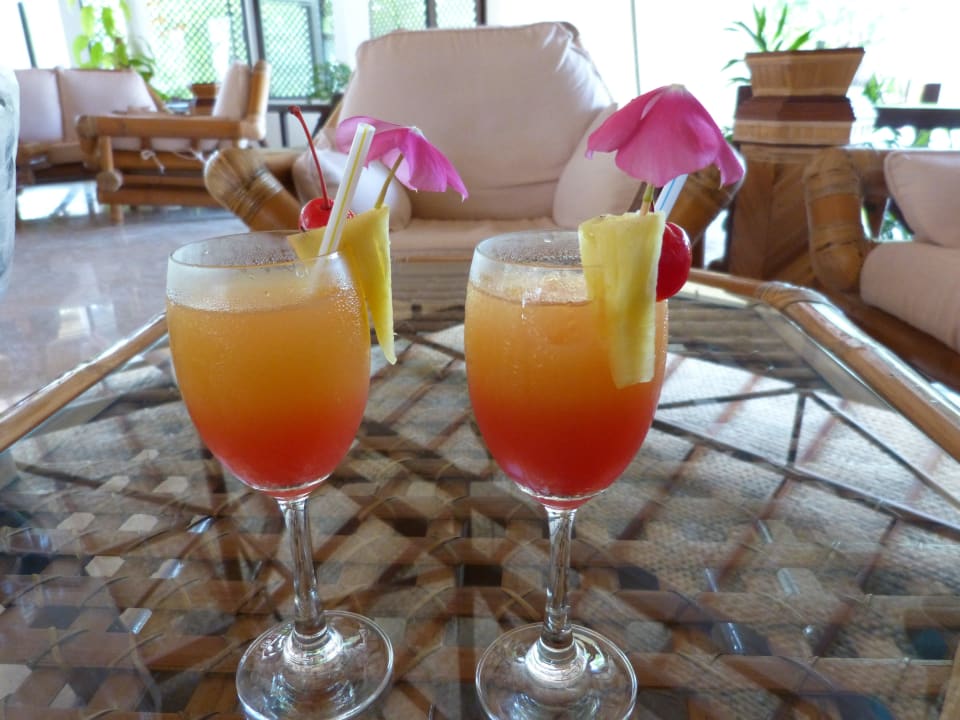 Begrüßungscocktail Angaga Island Resort