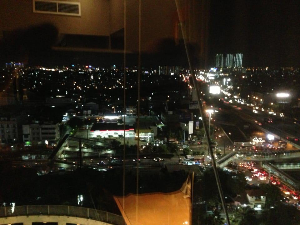 Ausblick im Dunkeln Hotel Ciputra Jakarta