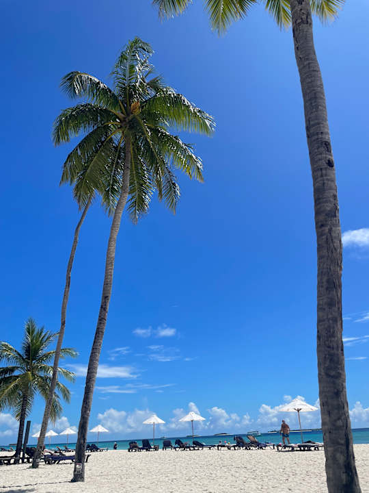 Strand Kuredu Island Resort & Spa