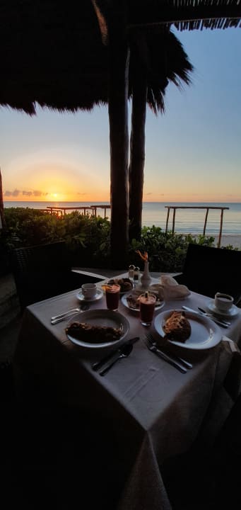 Gastro Akumal Bay Beach & Wellness Resort