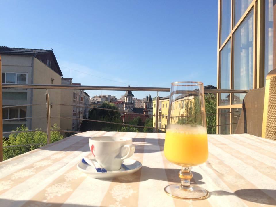 Ausblick beim Frühstuck  Ambassador Hotel Baia Mare