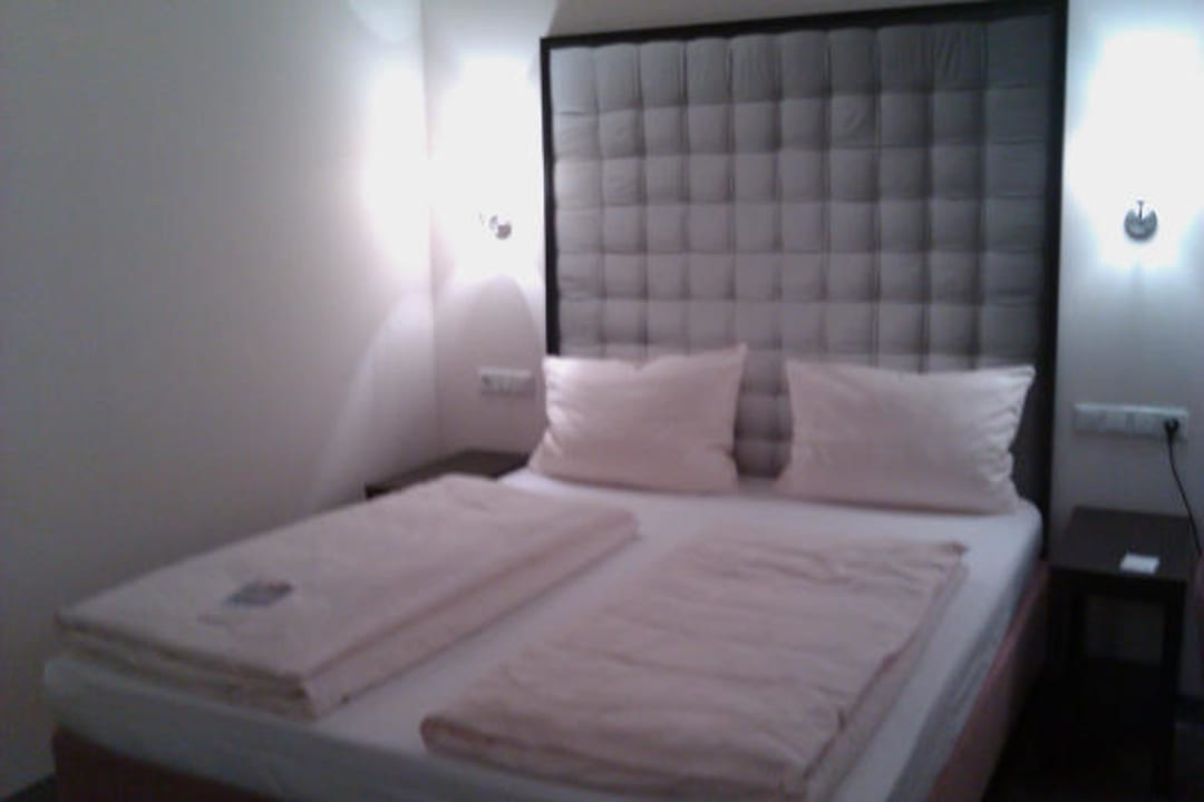 Doppelbett (Standardzimmer) Mercure Muenchen Ost Messe