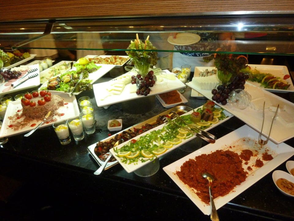 Lecker Buffet PALOMA Perissia