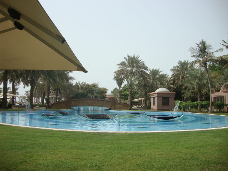 Pool Emirates Palace Mandarin Oriental