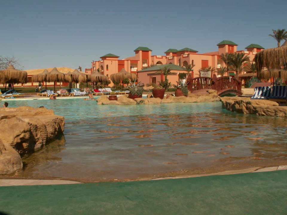 Jeden z wielu basenów Pickalbatros Aqua Park Resort - Hurghada
