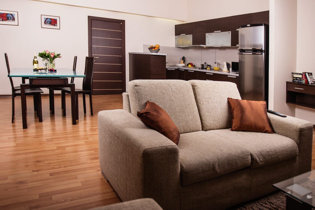 Living-room Senator Apartments City Center